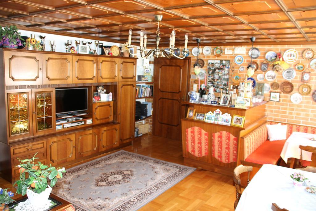 Haus Dorfer Bed & Breakfast มาริอัปฟาร์ ภายนอก รูปภาพ