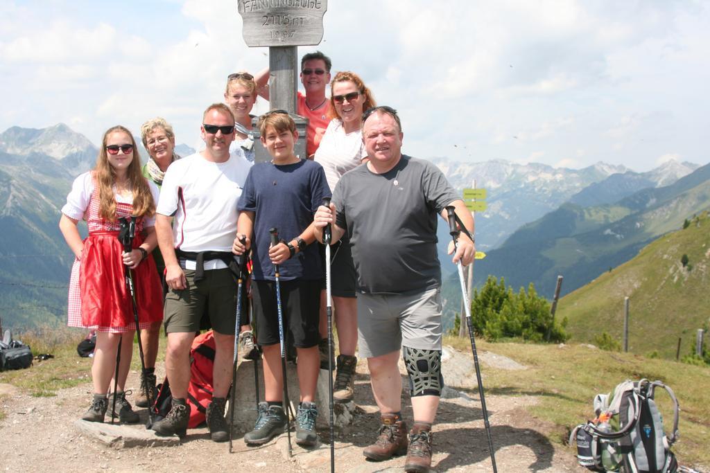 Haus Dorfer Bed & Breakfast มาริอัปฟาร์ ภายนอก รูปภาพ