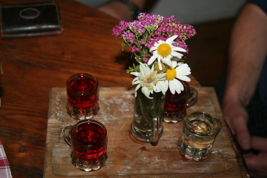 Haus Dorfer Bed & Breakfast มาริอัปฟาร์ ภายนอก รูปภาพ