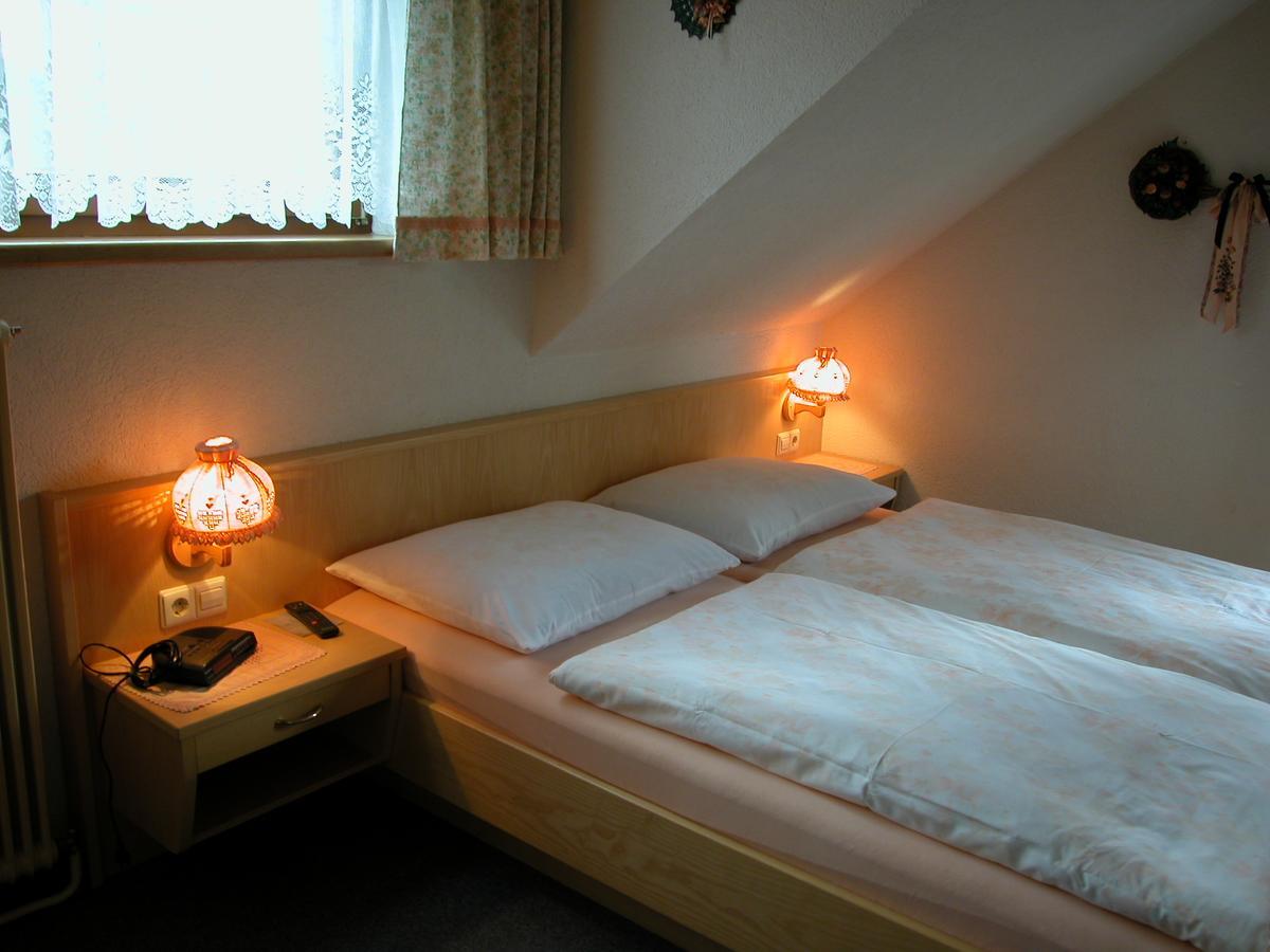 Haus Dorfer Bed & Breakfast มาริอัปฟาร์ ภายนอก รูปภาพ